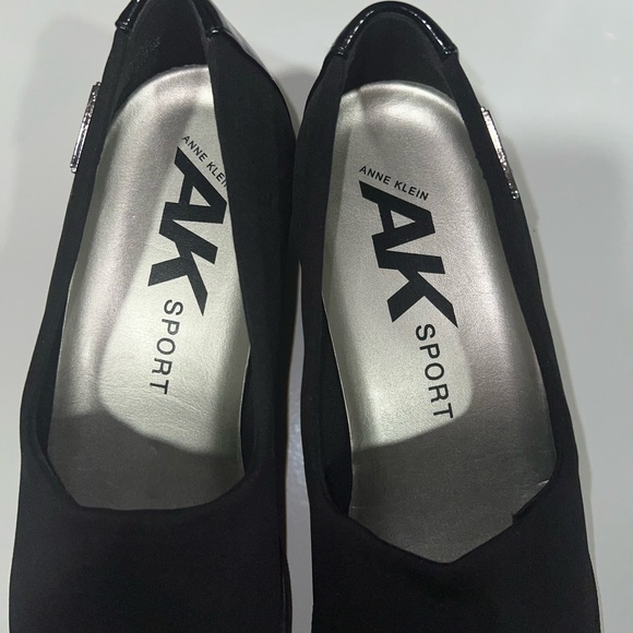 Anne Klein Sport Soft Wedges Size 7 - Picture 7 of 13